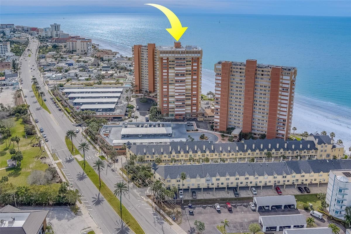 17920 GULF BOULEVARD — photo 43 of 48