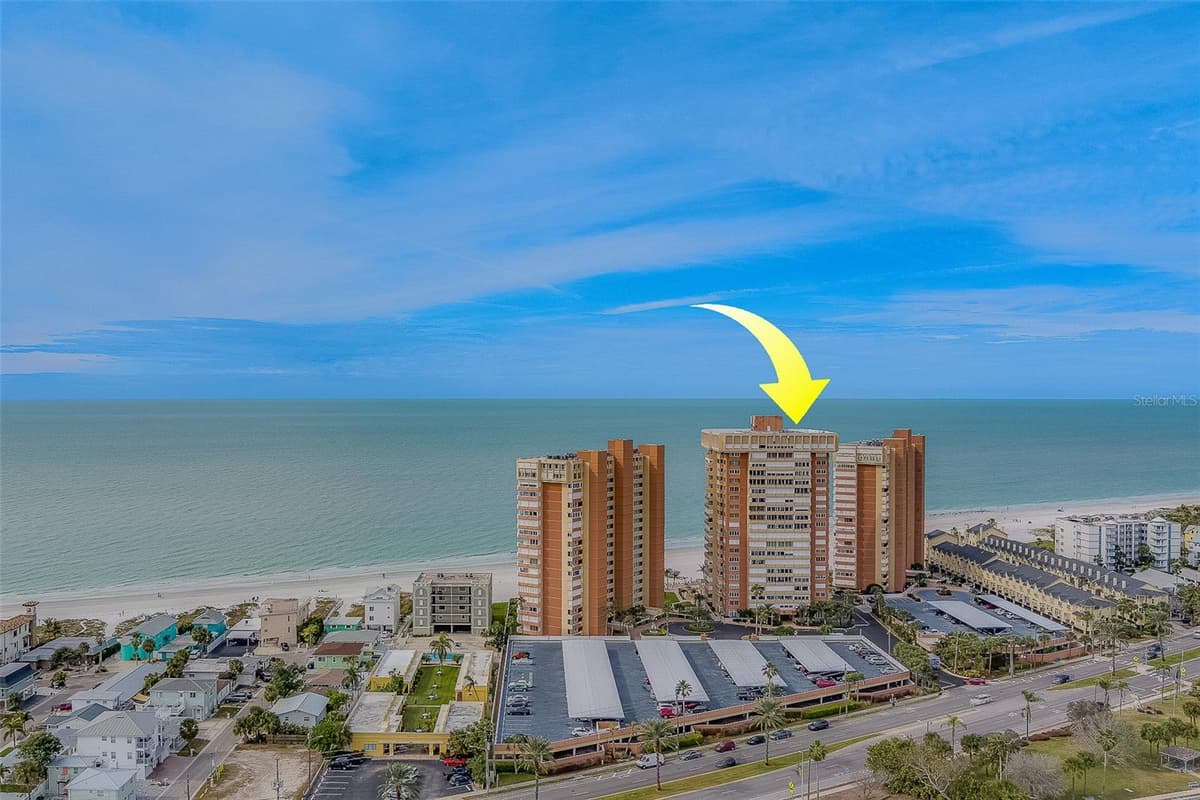 17920 GULF BOULEVARD — photo 45 of 48