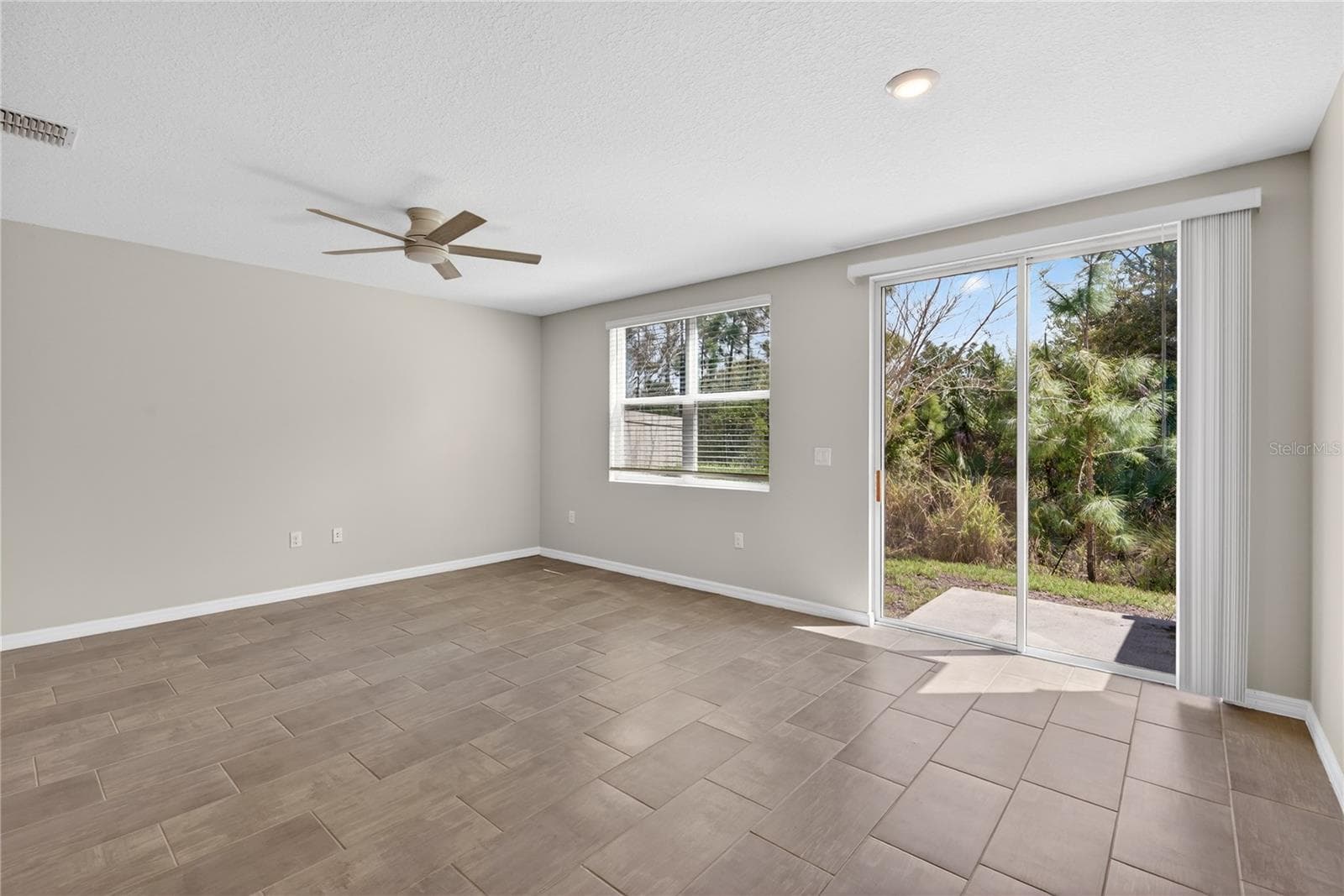 17124 BLOWFISH DRIVE — photo 7 of 35