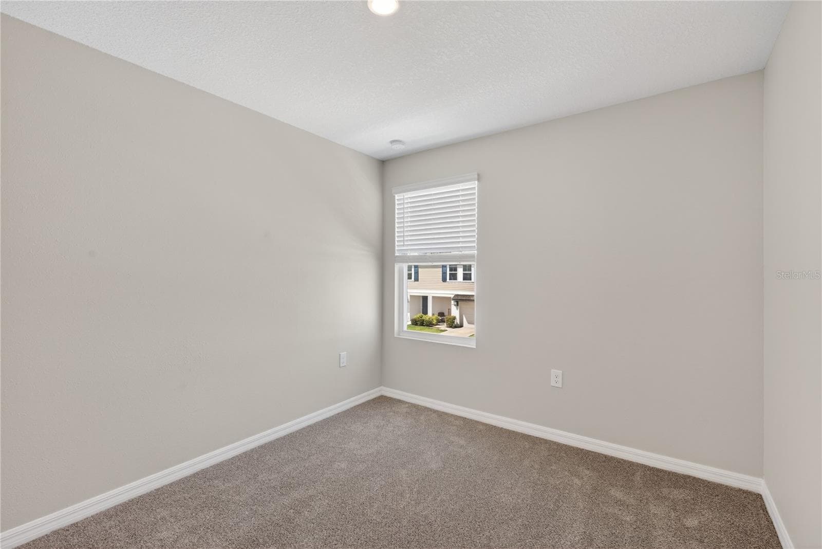 17124 BLOWFISH DRIVE — photo 20 of 35