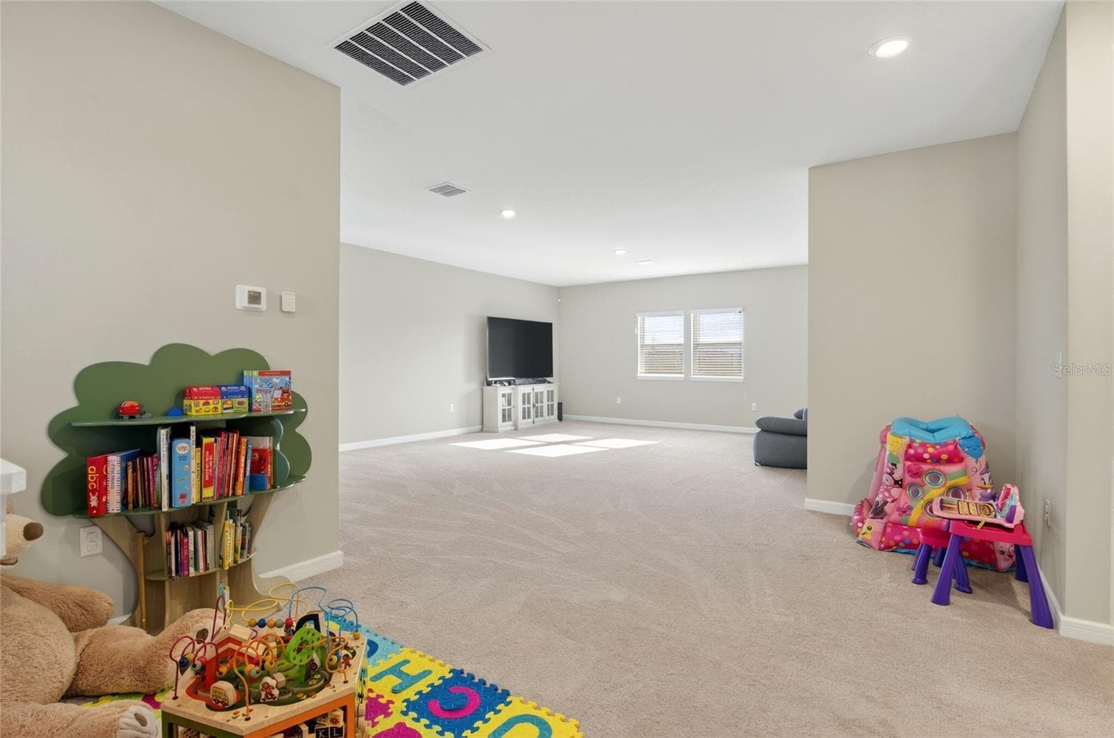 15954 WINDING BLUFF DRIVE — photo 31 of 53