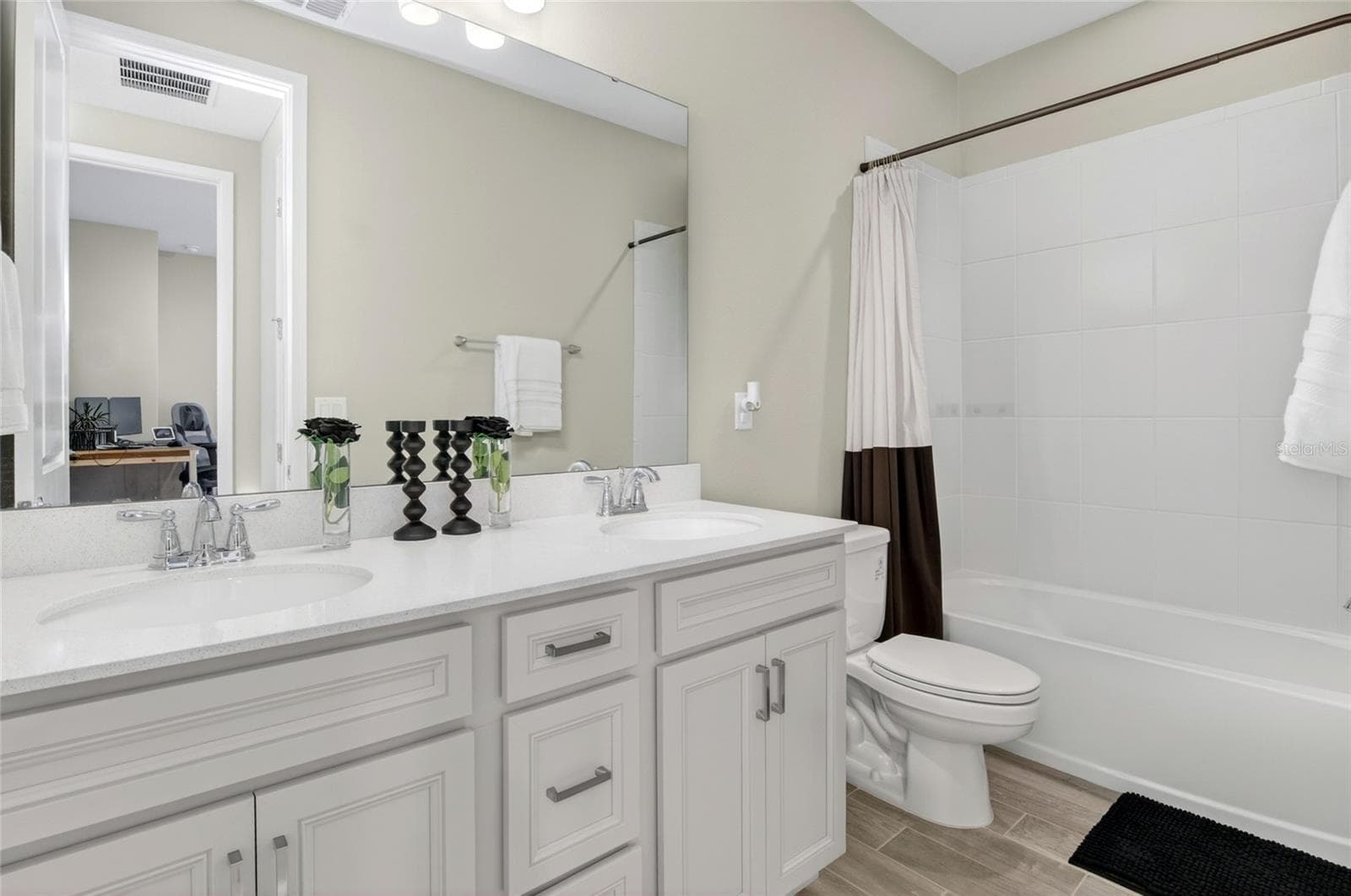 15954 WINDING BLUFF DRIVE — photo 36 of 53