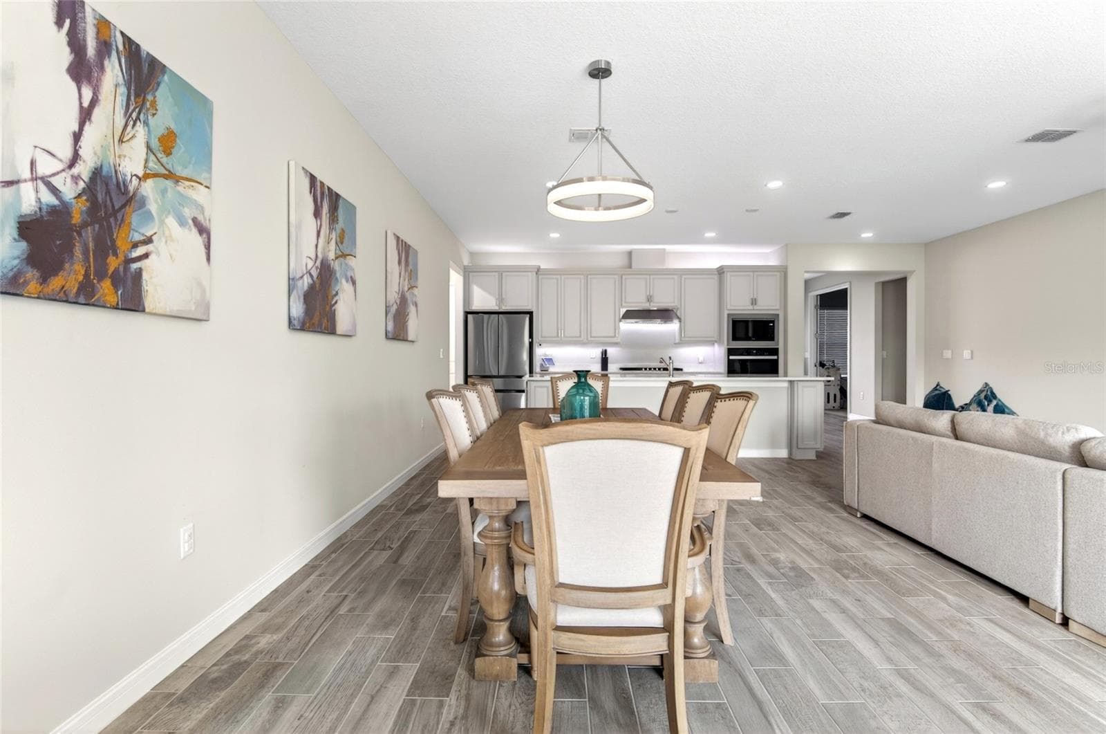 15954 WINDING BLUFF DRIVE — photo 14 of 53
