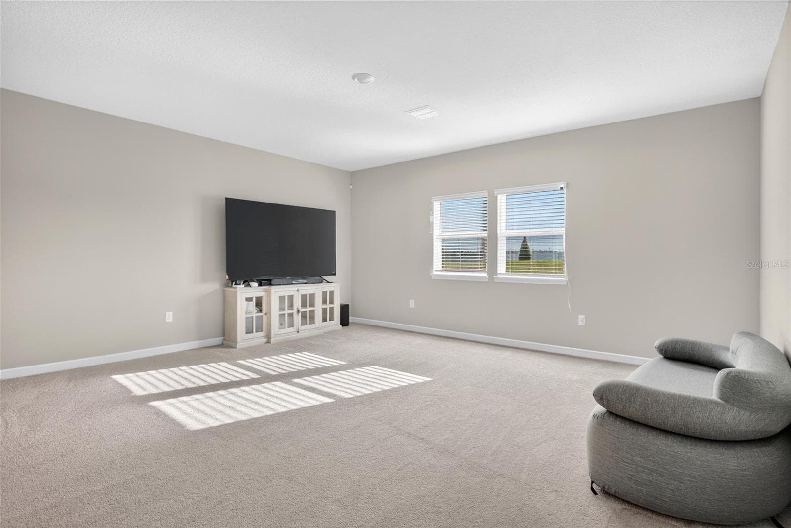 15954 WINDING BLUFF DRIVE — photo 33 of 53
