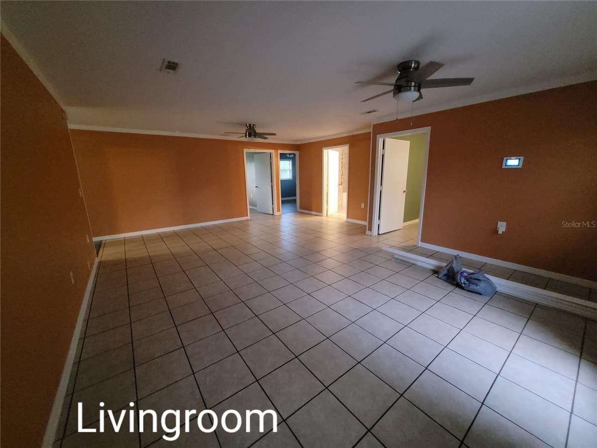9451 111TH STREET — photo 8 of 39