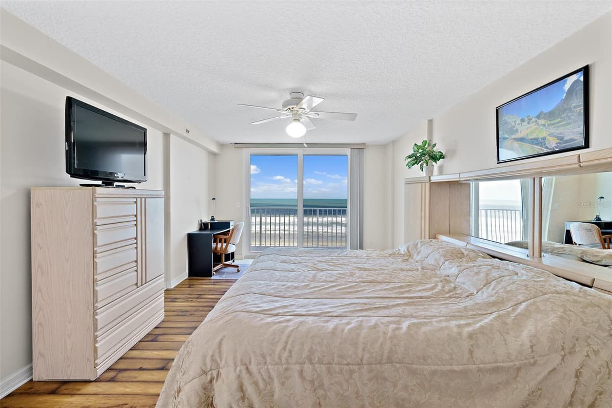 3740 OCEAN BEACH BOULEVARD — photo 8 of 44