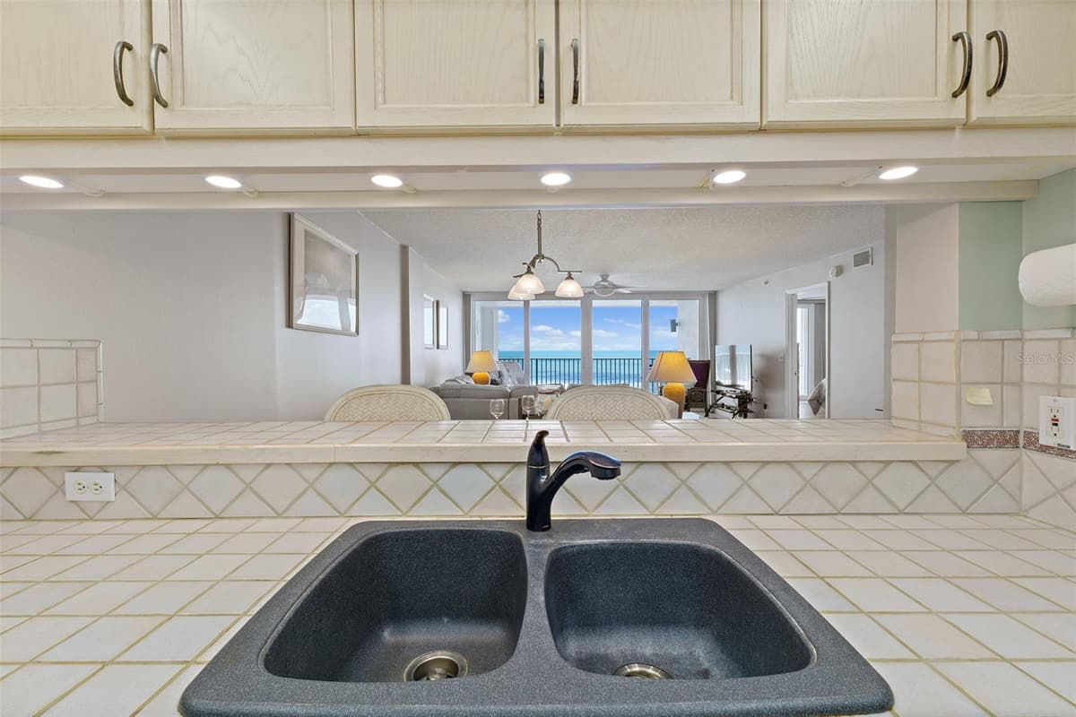 3740 OCEAN BEACH BOULEVARD — photo 22 of 44