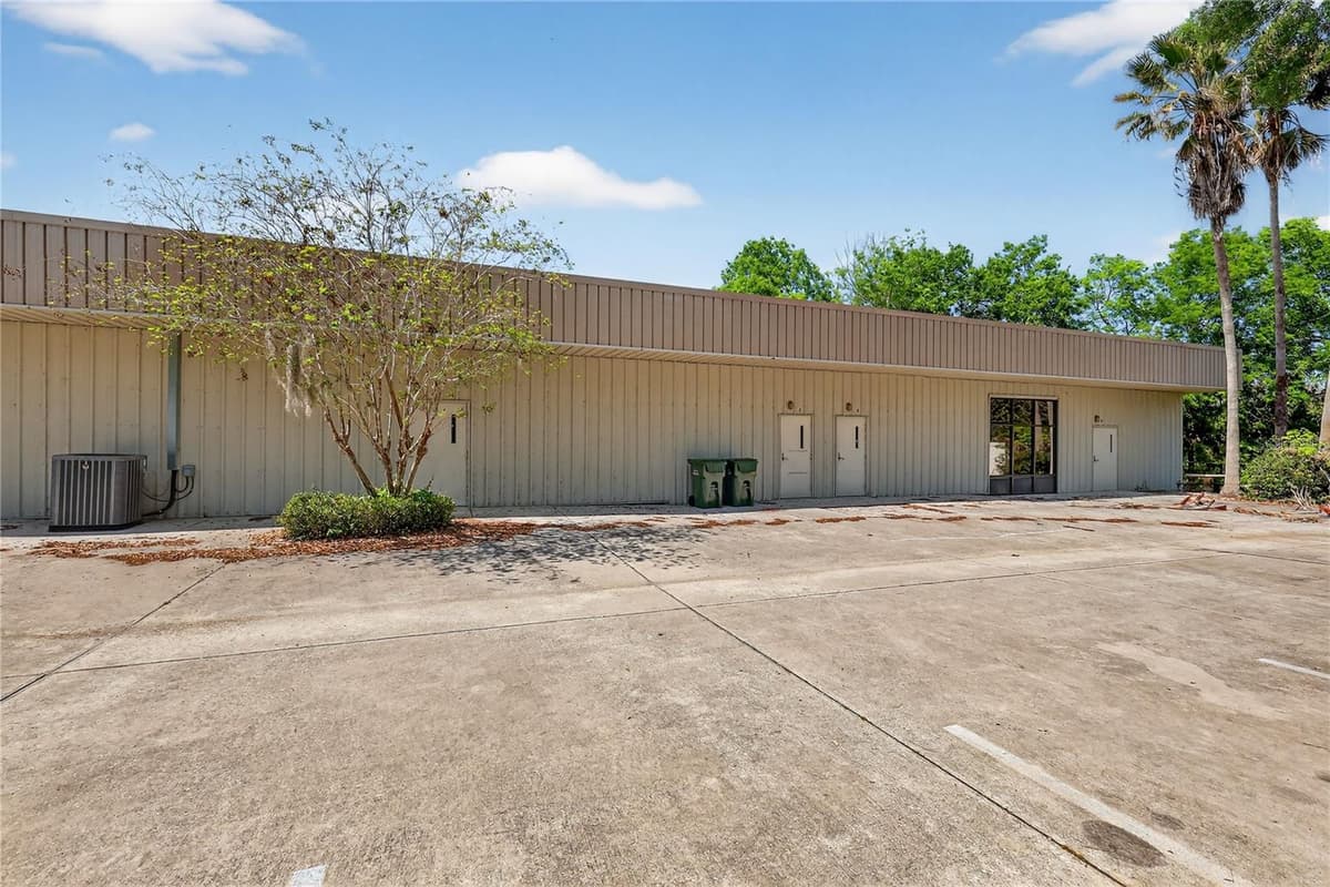 1314 SUMTER STREET — photo 1 of 28