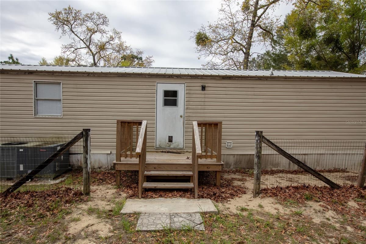7160 PURDUE STREET — photo 13 of 44