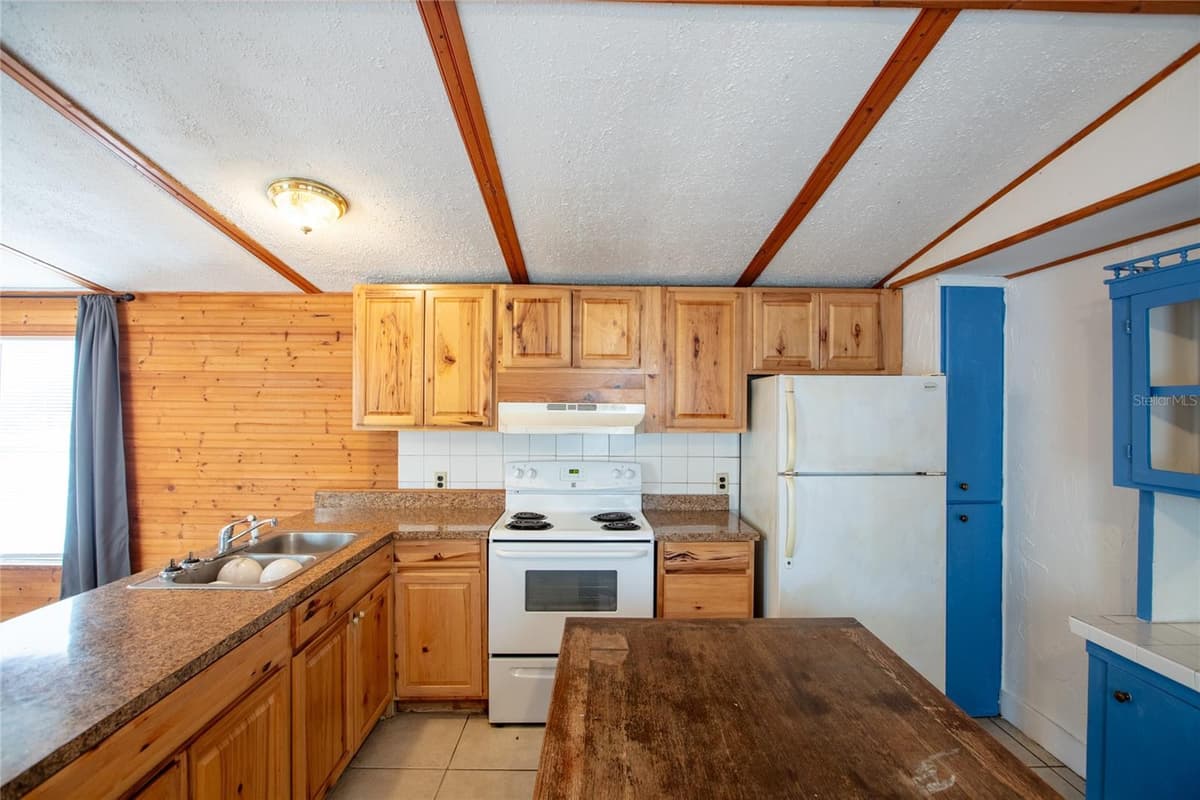 7160 PURDUE STREET — photo 31 of 44
