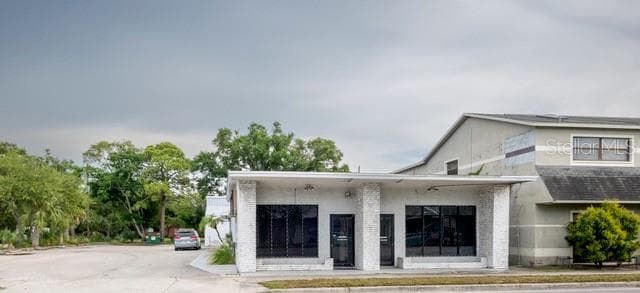 5630 PARK BOULEVARD — photo 1 of 12