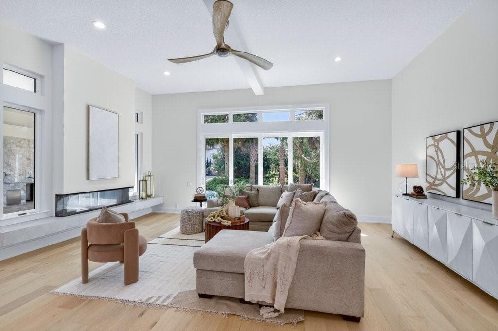 6 RIVIERA PLACE — photo 19 of 94