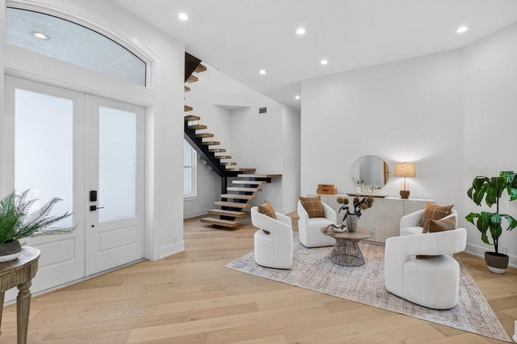 6 RIVIERA PLACE — photo 5 of 94