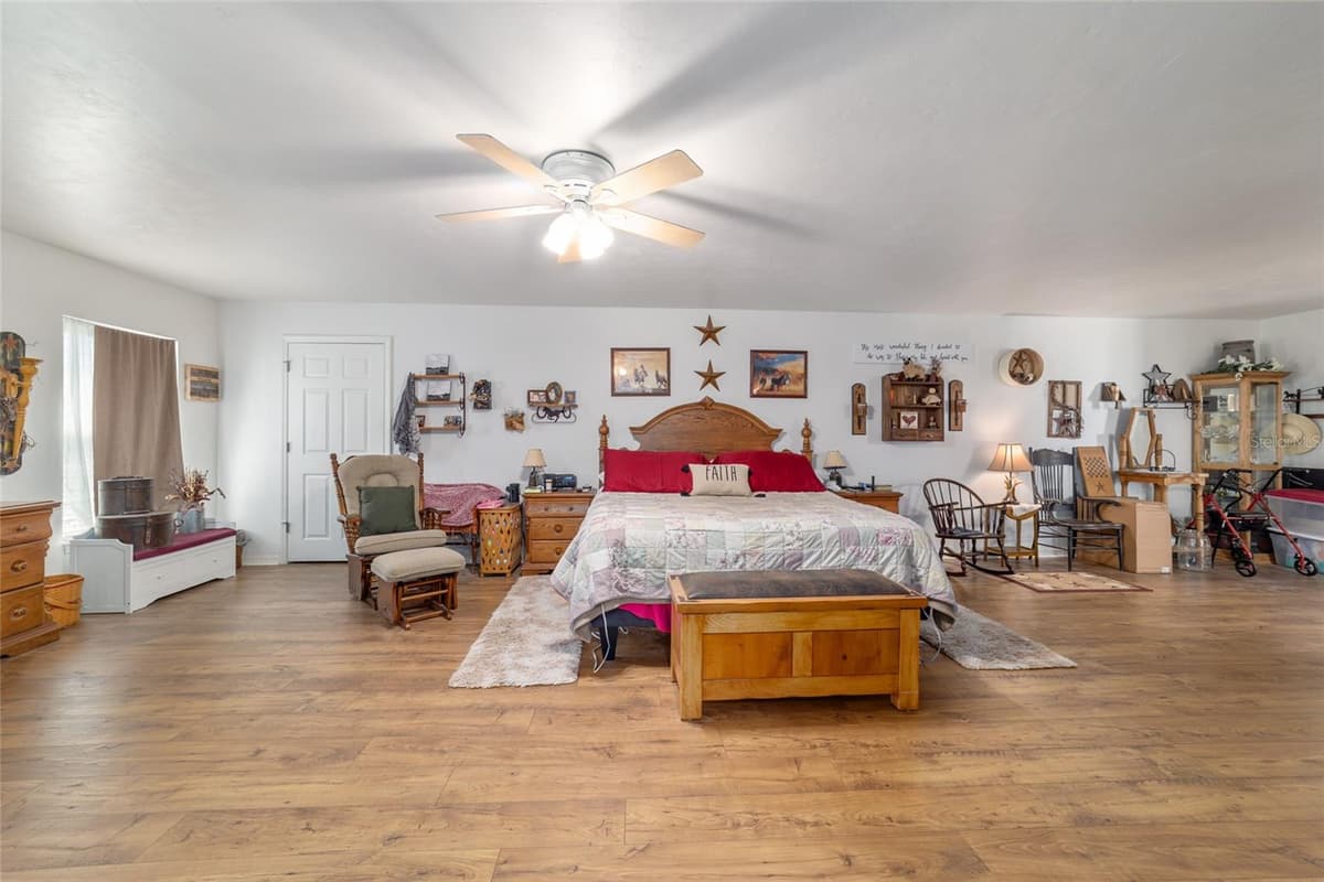 19355 25TH PLACE — photo 74 of 77