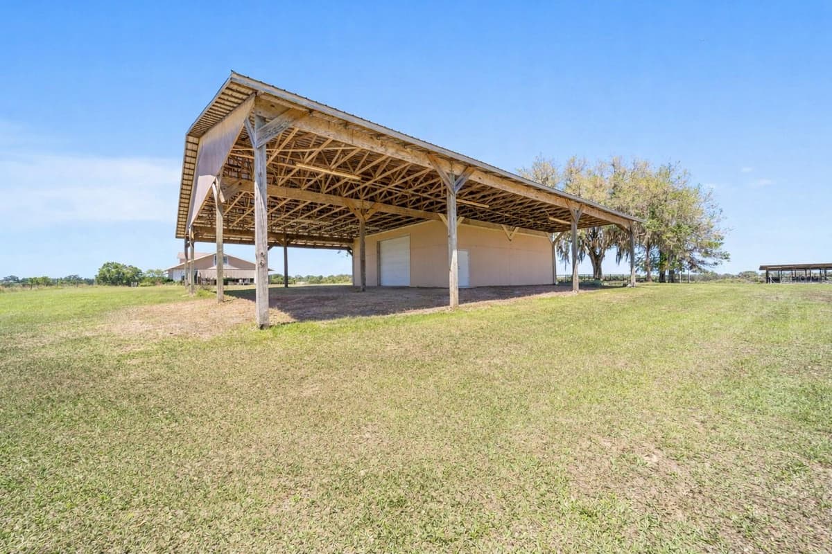 19355 25TH PLACE — photo 3 of 77
