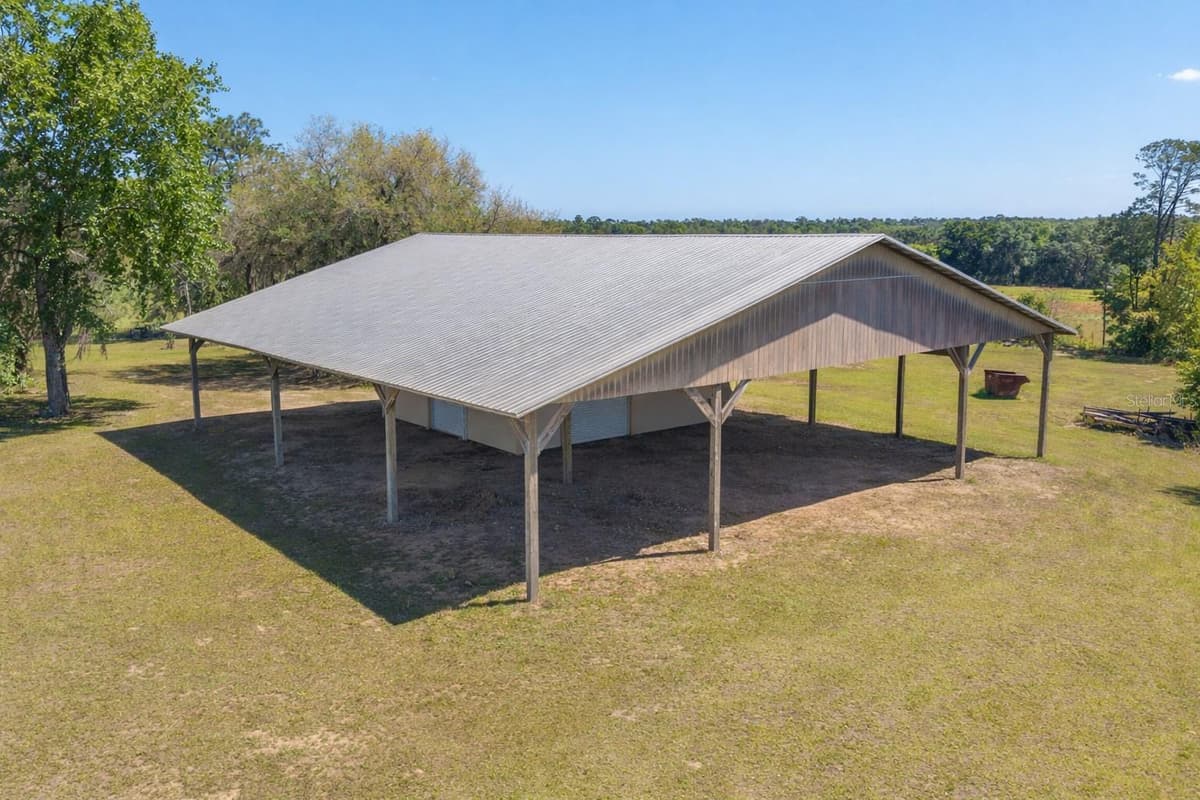19355 25TH PLACE — photo 4 of 77