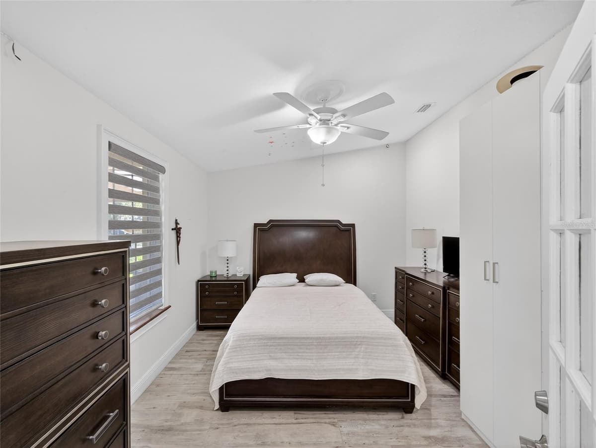 1184 LAURA STREET — photo 39 of 100