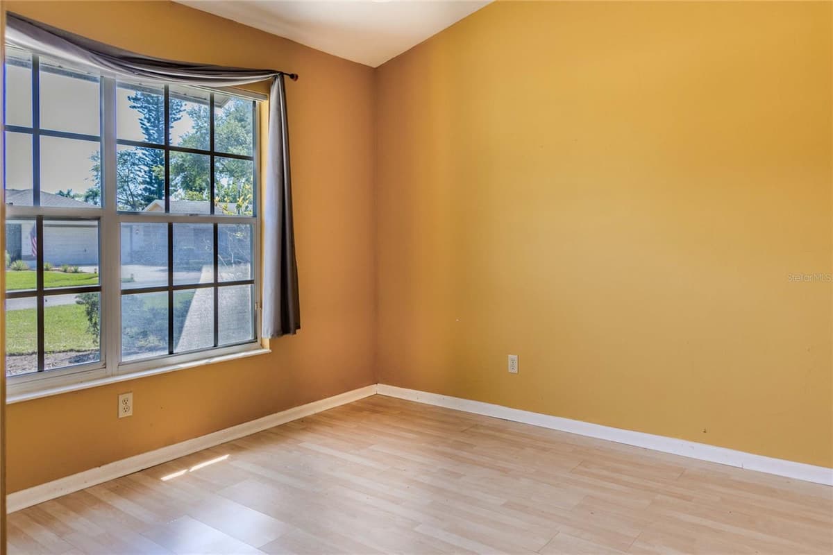 22614 FOUNTAIN LAKES BOULEVARD — photo 15 of 27