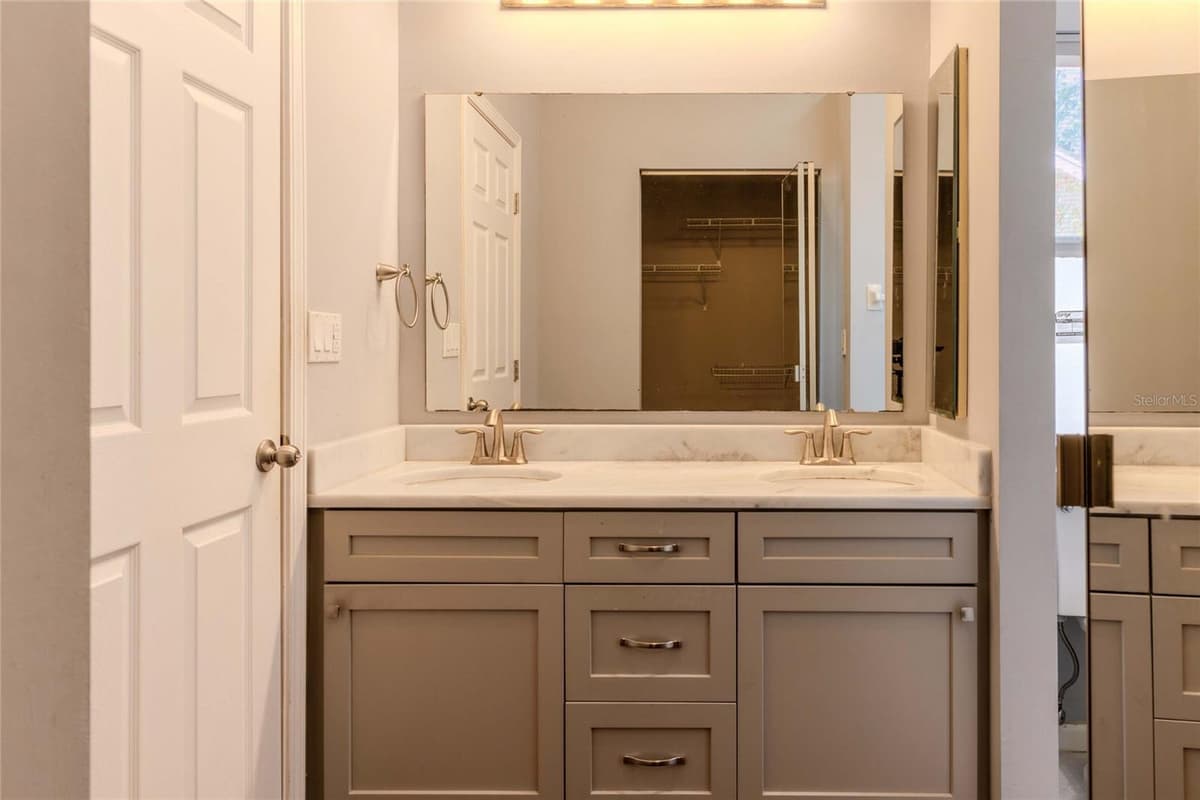 22614 FOUNTAIN LAKES BOULEVARD — photo 14 of 27