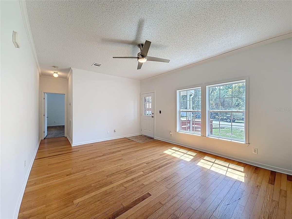 28477 SENTINEL STREET — photo 8 of 32