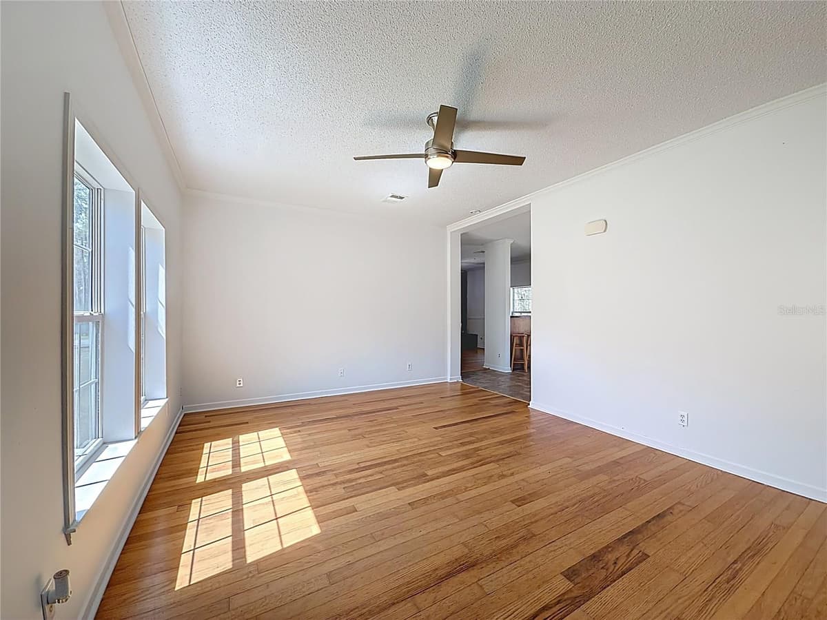 28477 SENTINEL STREET — photo 7 of 32