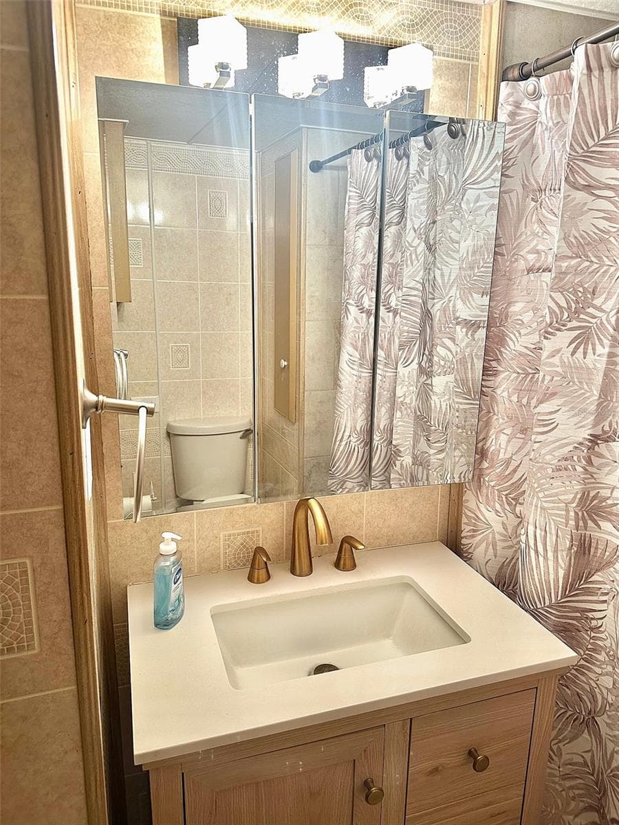 8300 SEMINOLE BOULEVARD — photo 11 of 16
