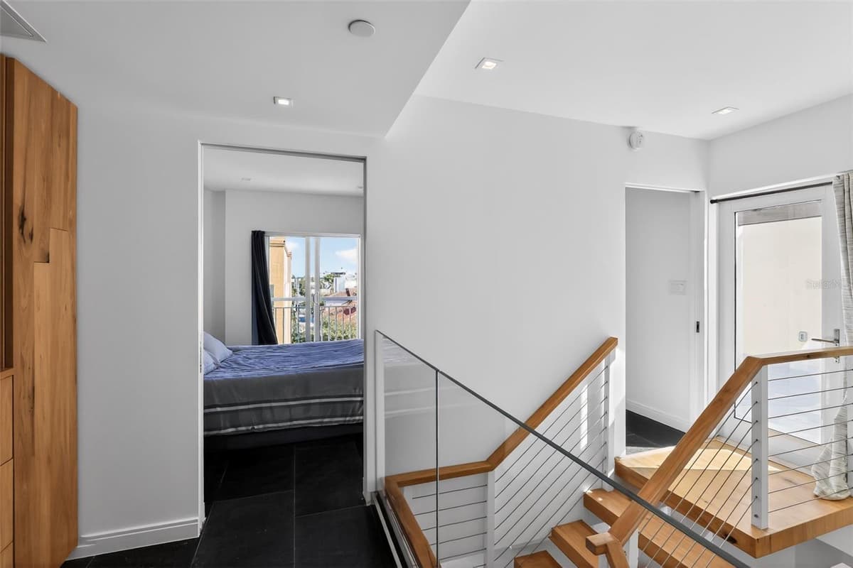 120 JEFFERSON AVENUE — photo 17 of 30