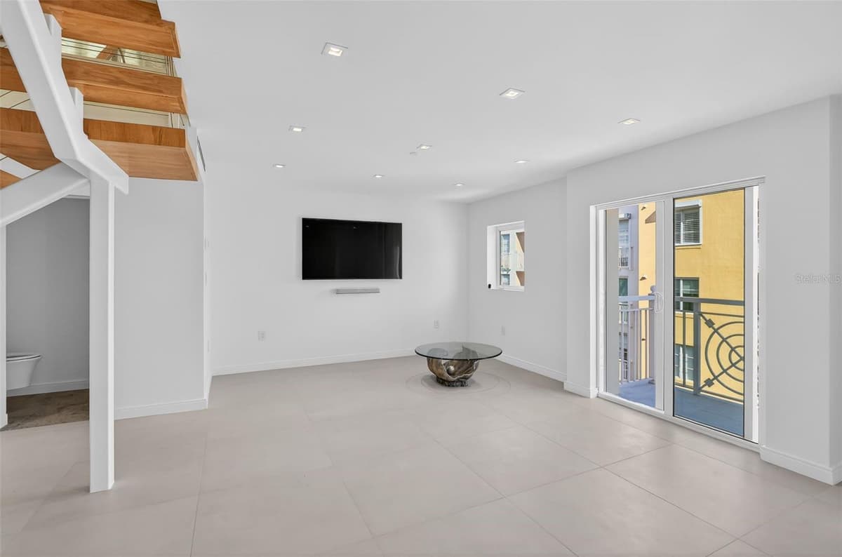 120 JEFFERSON AVENUE — photo 11 of 30