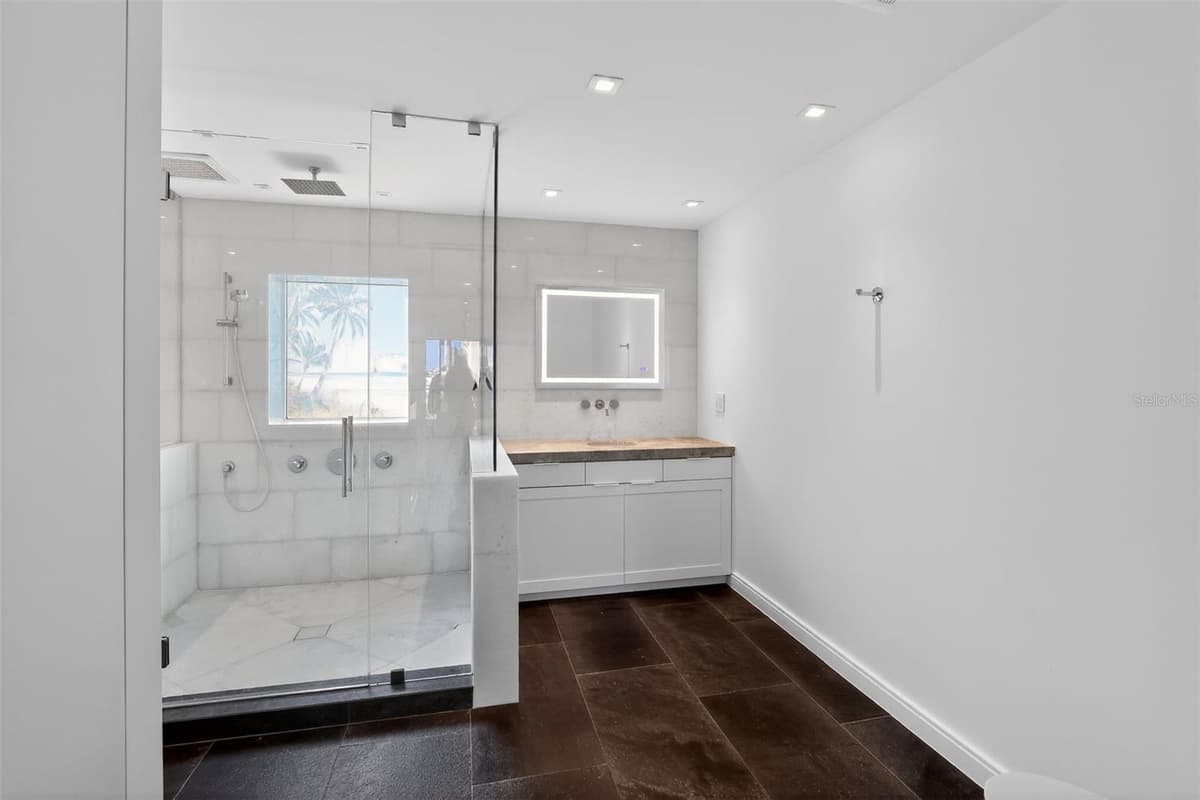120 JEFFERSON AVENUE — photo 21 of 30