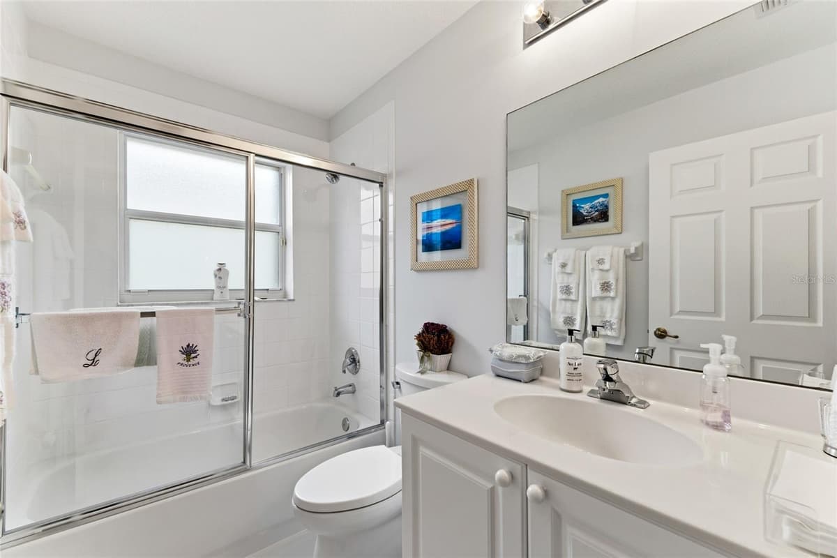 7548 CAPRIO DRIVE — photo 15 of 36