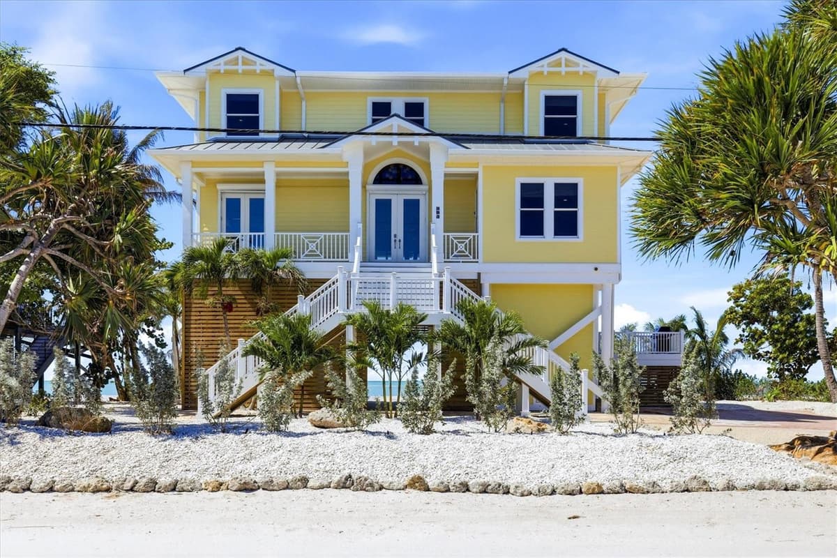 131 GULF BOULEVARD — photo 3 of 58
