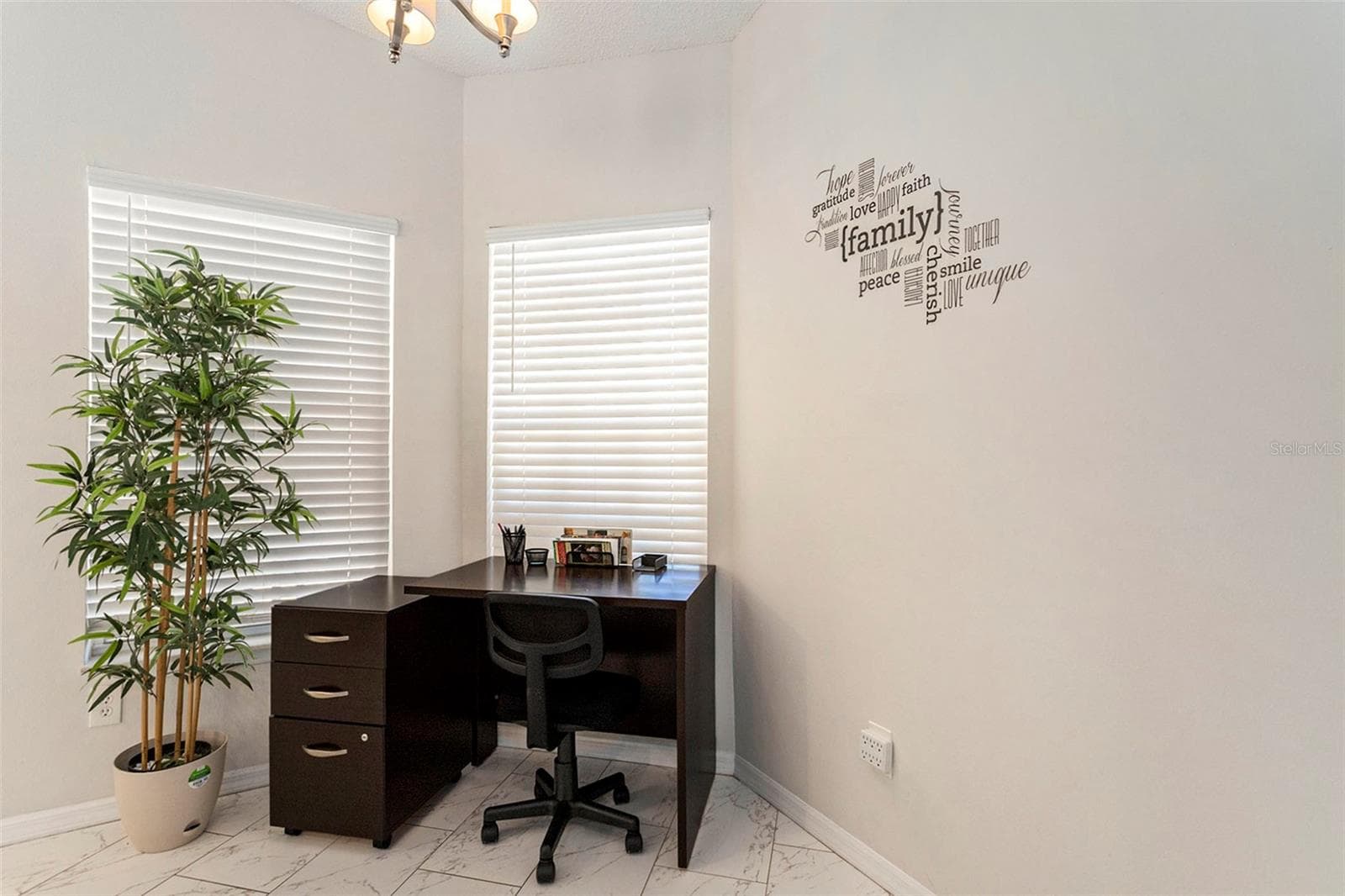 9105 ZANMAR DRIVE — photo 14 of 35