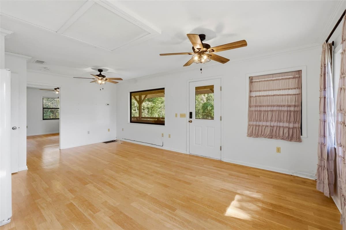 5505 CR 634S — photo 17 of 29