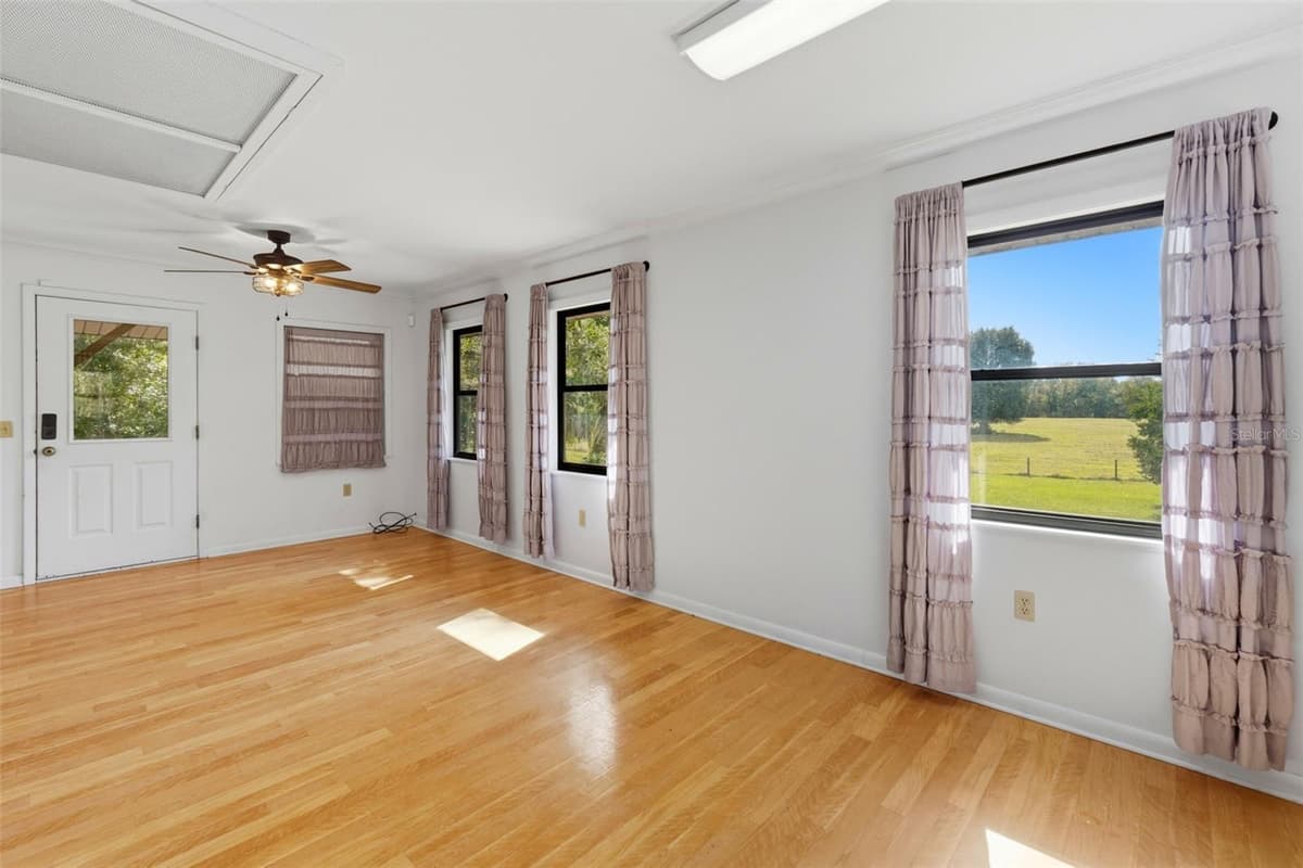 5505 CR 634S — photo 21 of 29