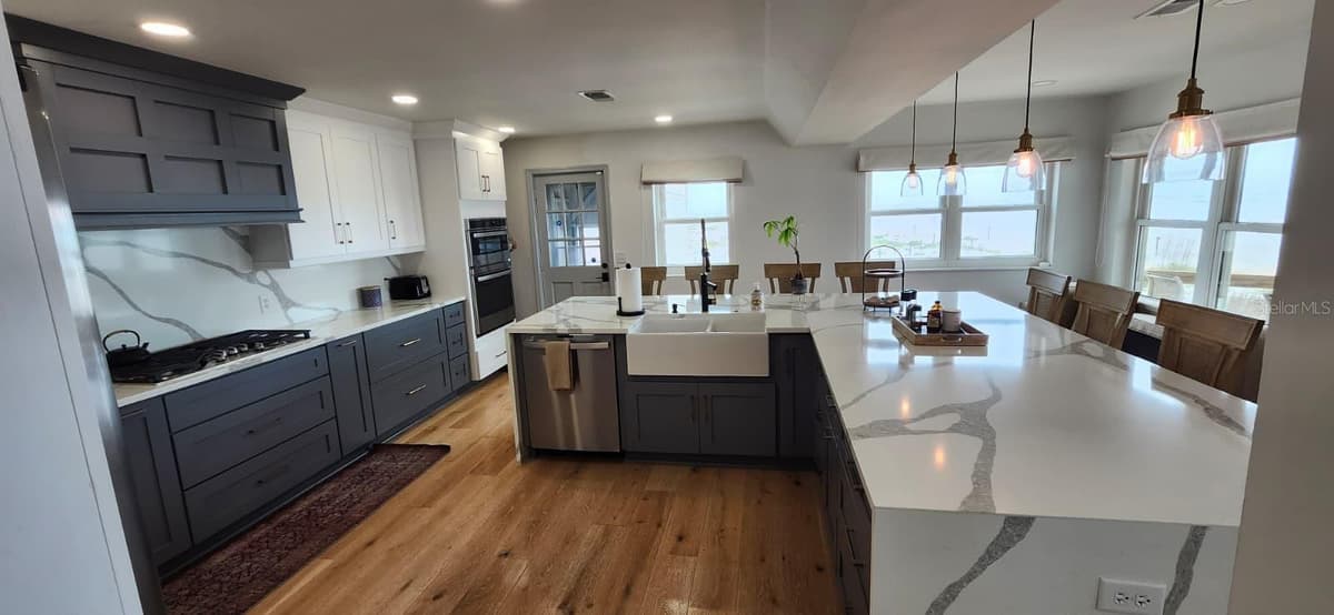 511 PORPOISE POINT DRIVE — photo 4 of 17