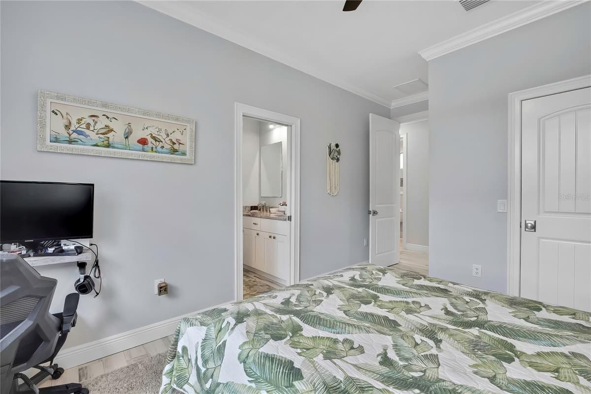 4479 SOUTHERN STREET — photo 34 of 74