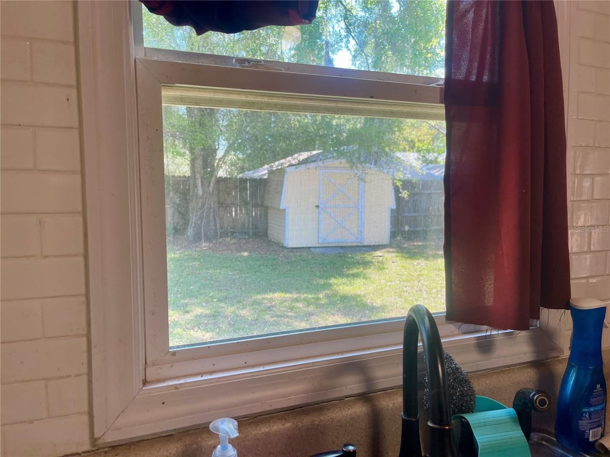 5075 CENTRAL AVENUE — photo 18 of 47