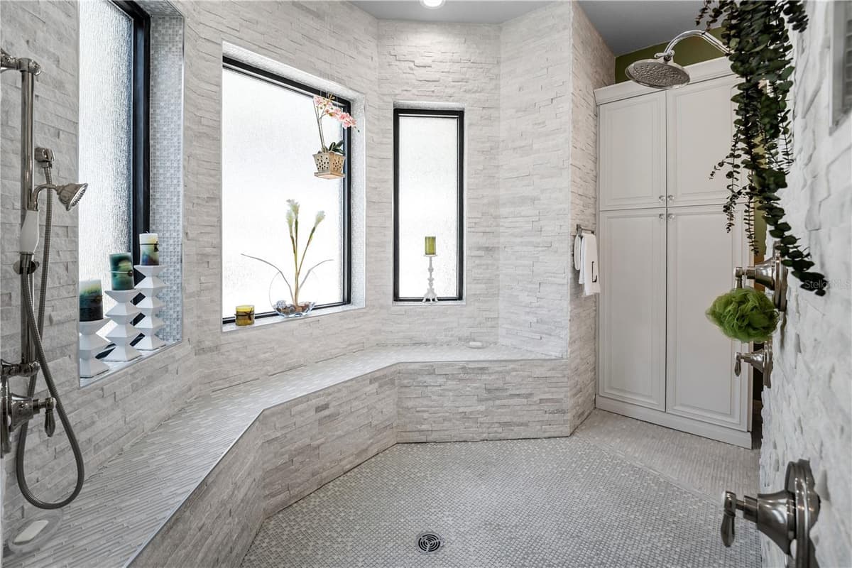 6900 RANCHERO COURT — photo 37 of 84