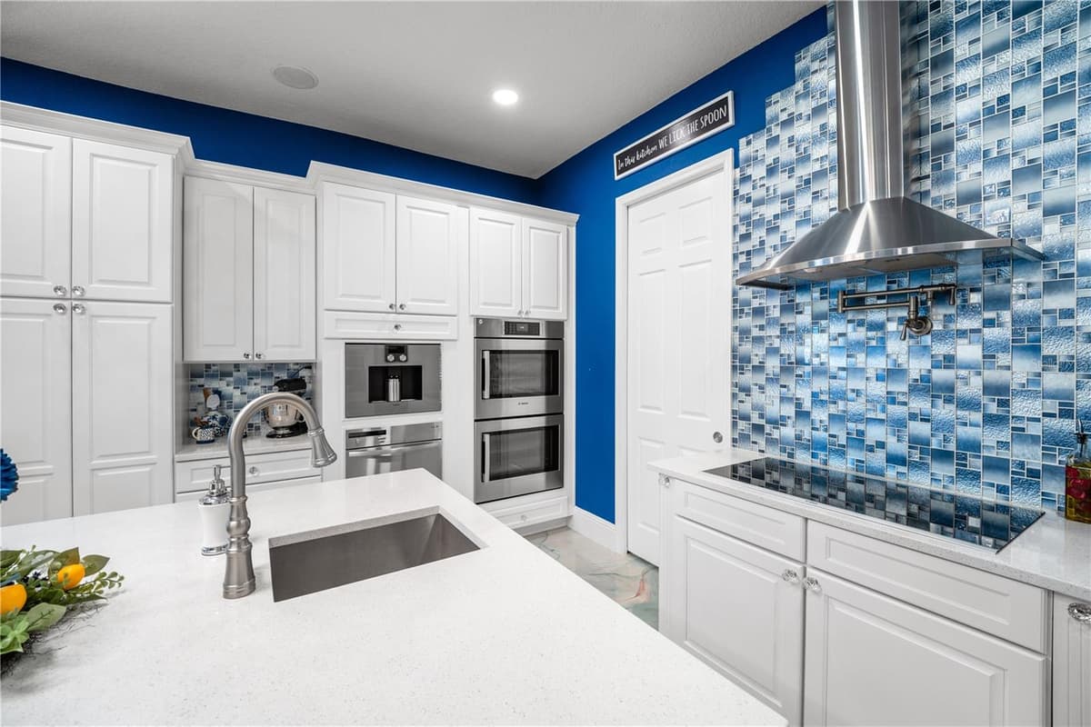 6900 RANCHERO COURT — photo 16 of 84