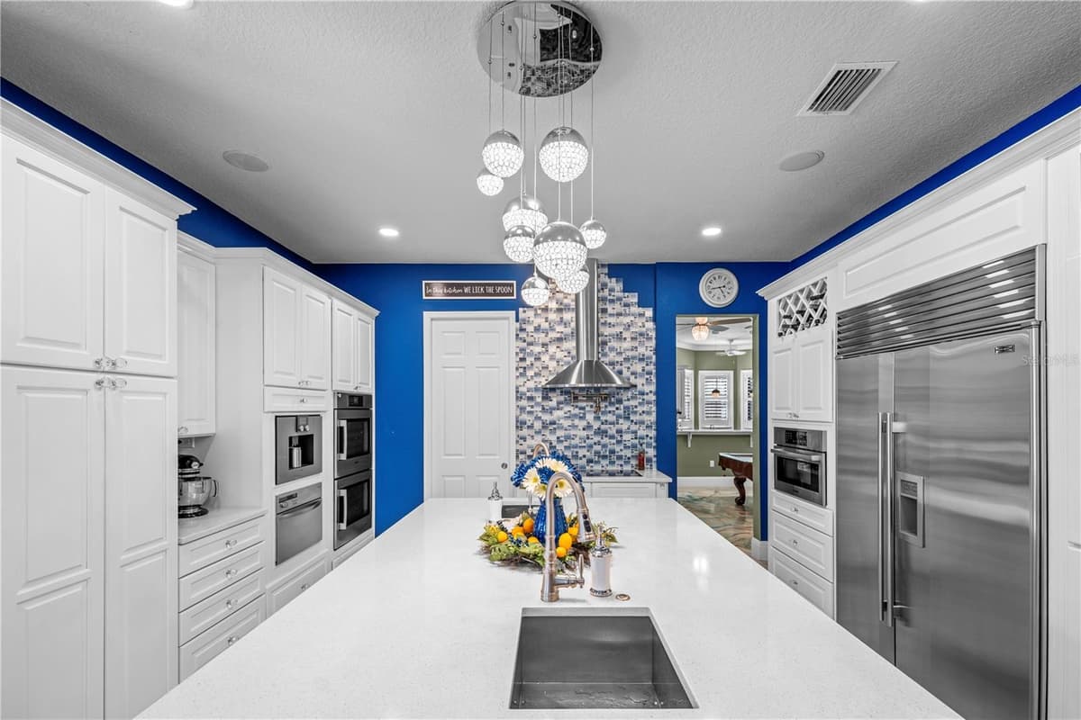 6900 RANCHERO COURT — photo 13 of 84