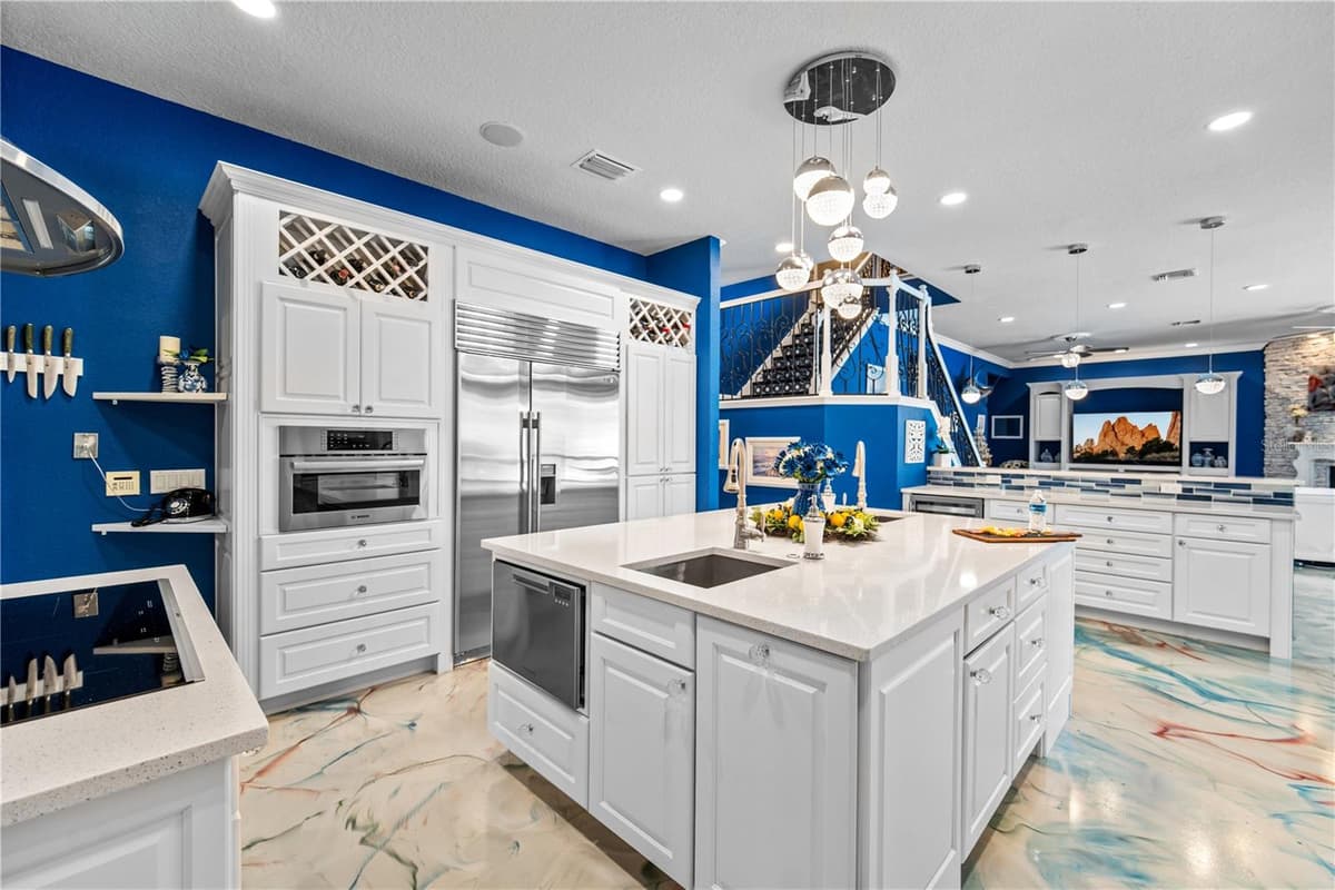 6900 RANCHERO COURT — photo 12 of 84