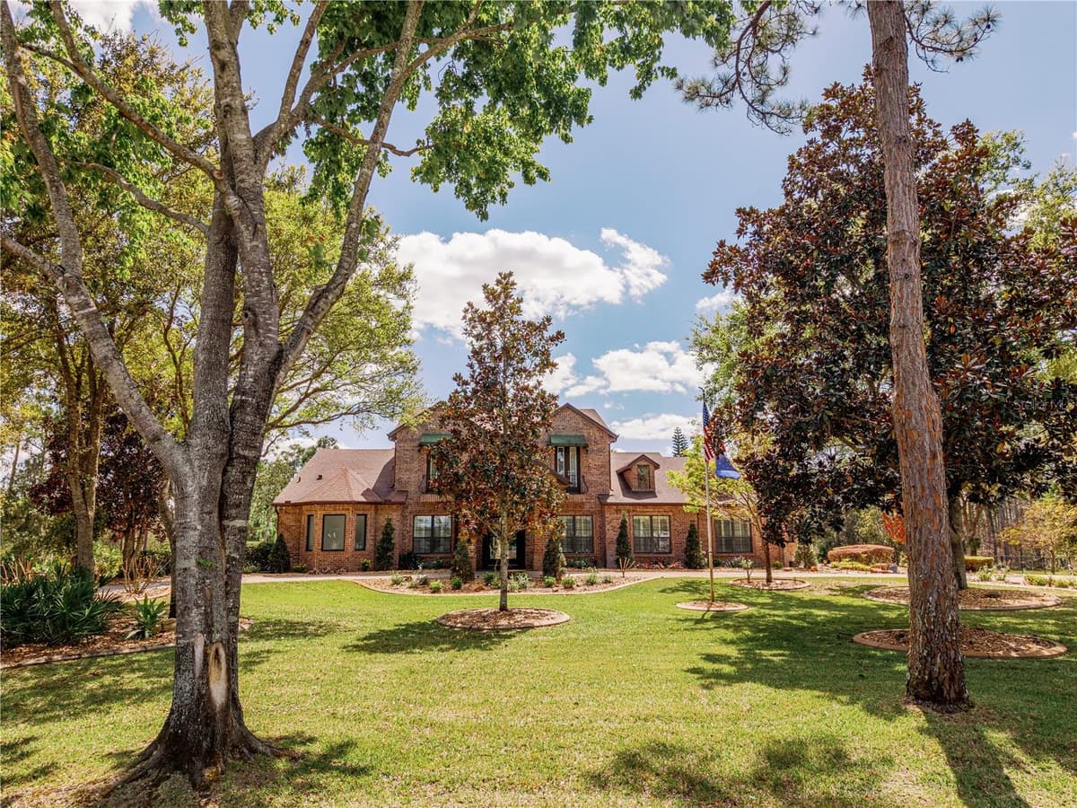6900 RANCHERO COURT — photo 6 of 84