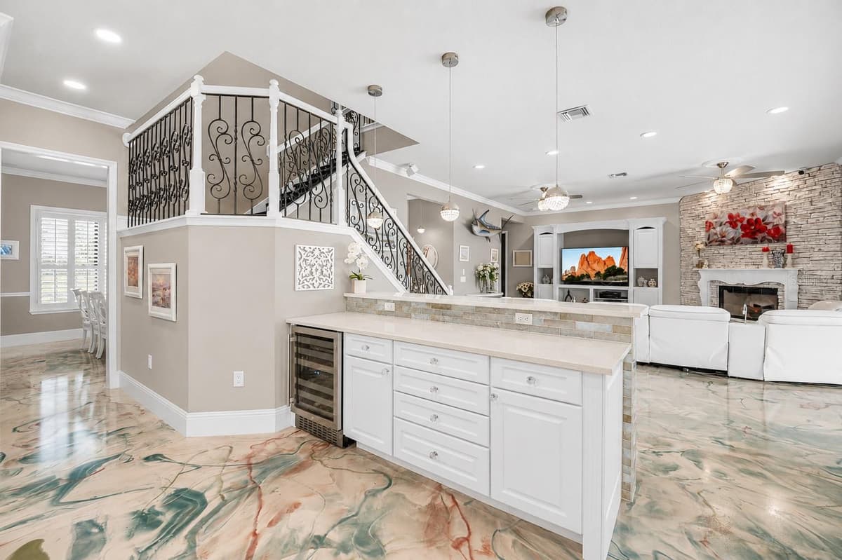 6900 RANCHERO COURT — photo 15 of 84