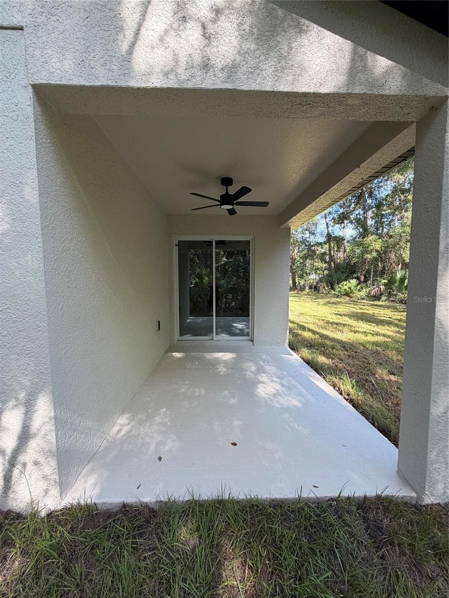 1438 LAKE HARNEY — photo 16 of 18