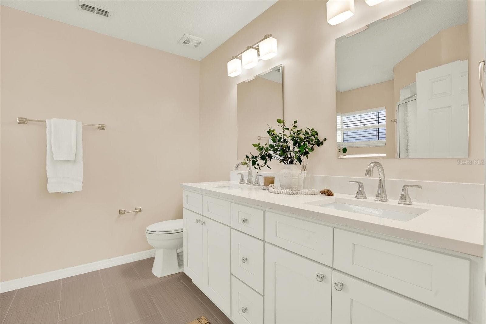 29451 SCHINNECOCK HILLS LANE — photo 24 of 77