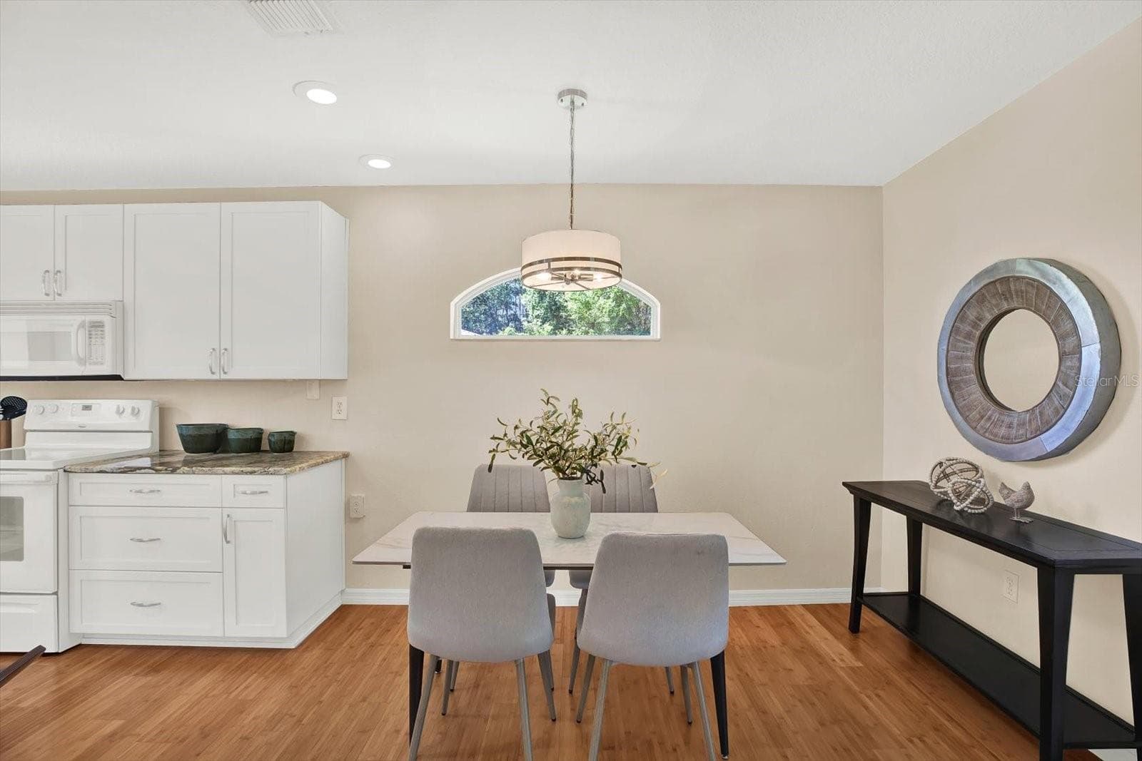 29451 SCHINNECOCK HILLS LANE — photo 16 of 77