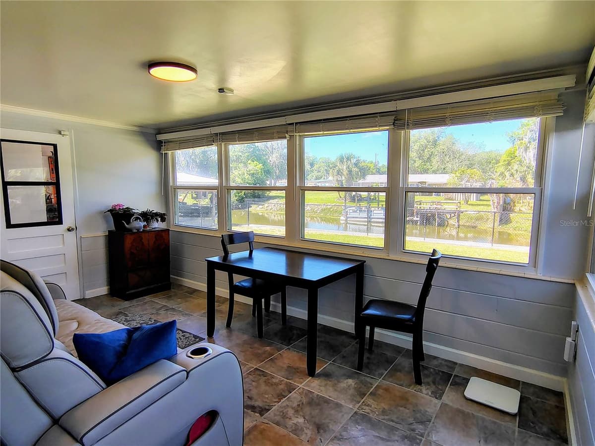 664 CR 467 — photo 20 of 43