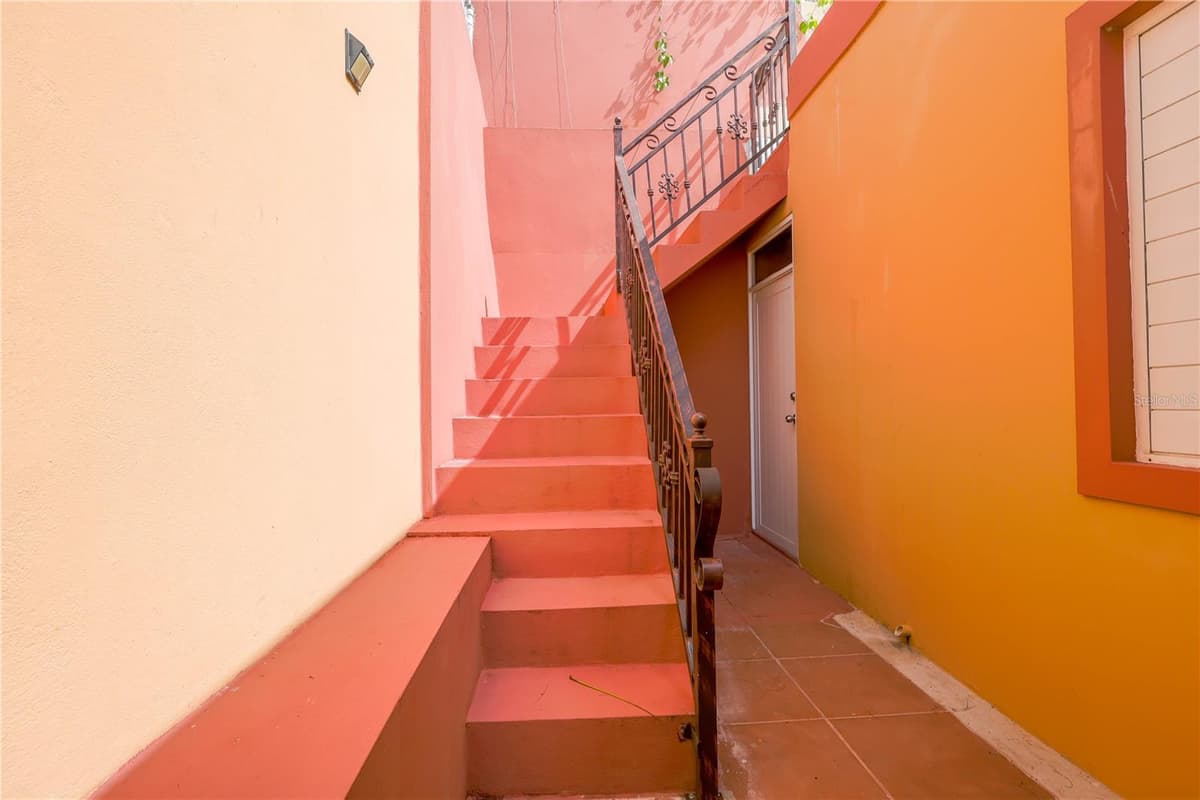 7 CALLE OPALO — photo 25 of 26