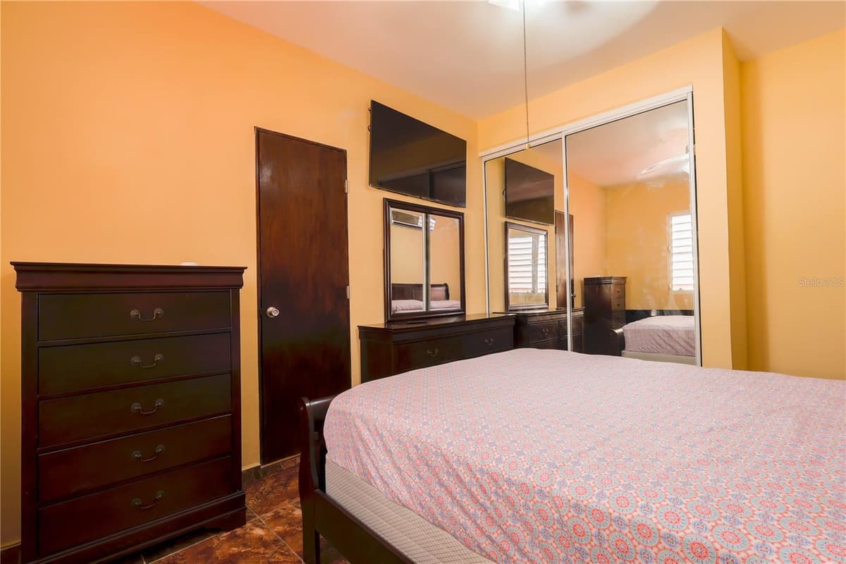 7 CALLE OPALO — photo 15 of 26
