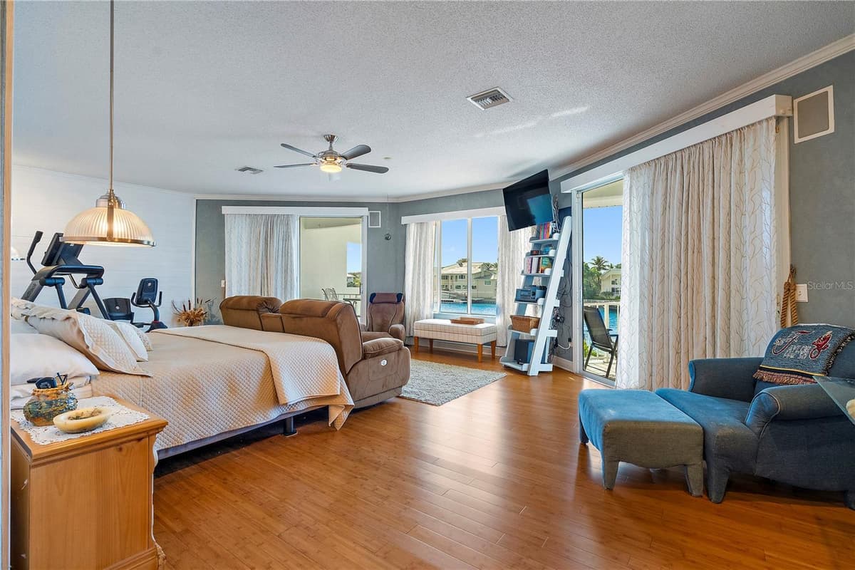 830 PINELLAS BAYWAY — photo 26 of 61